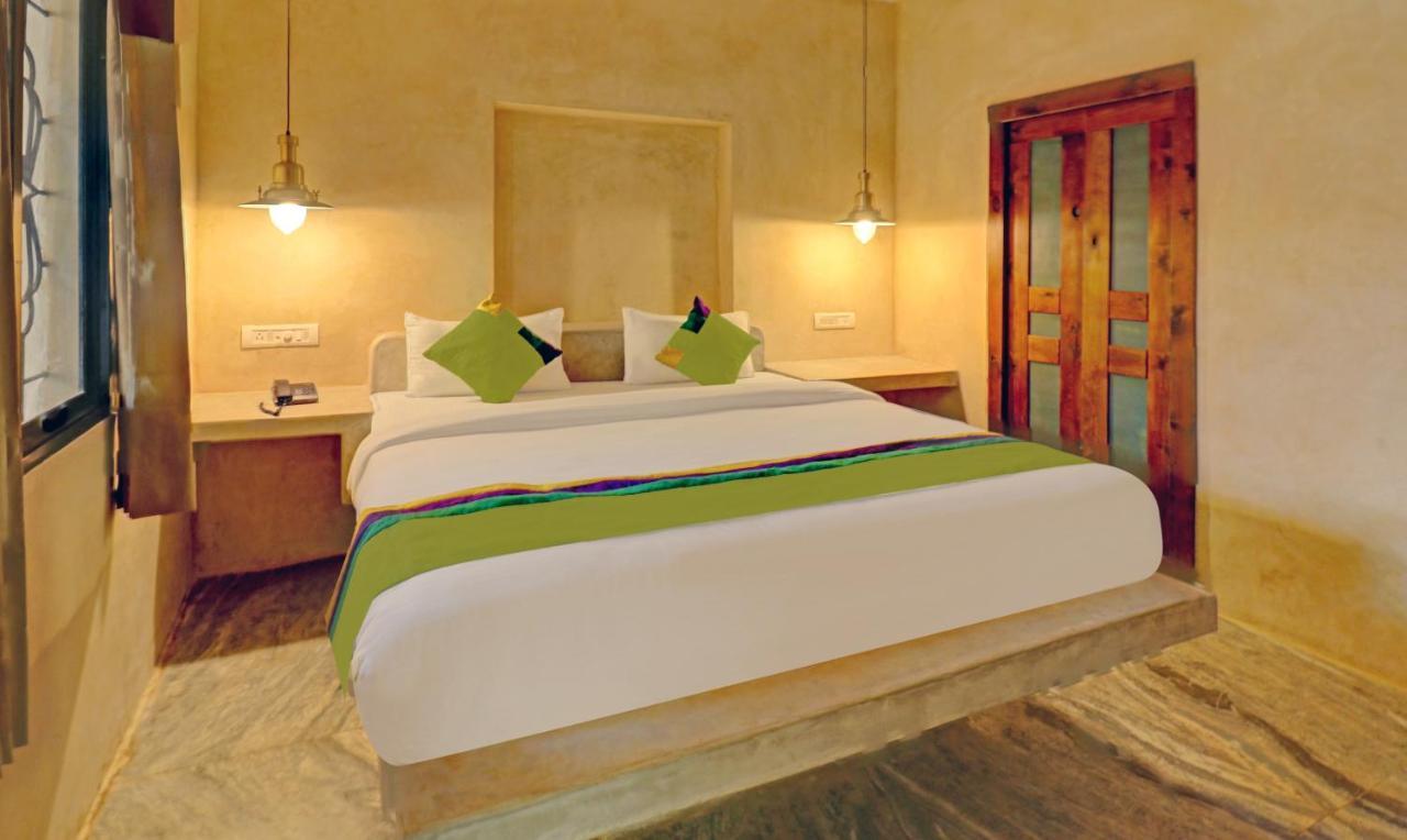 Treebo Morjim Banyan Resort Exterior foto