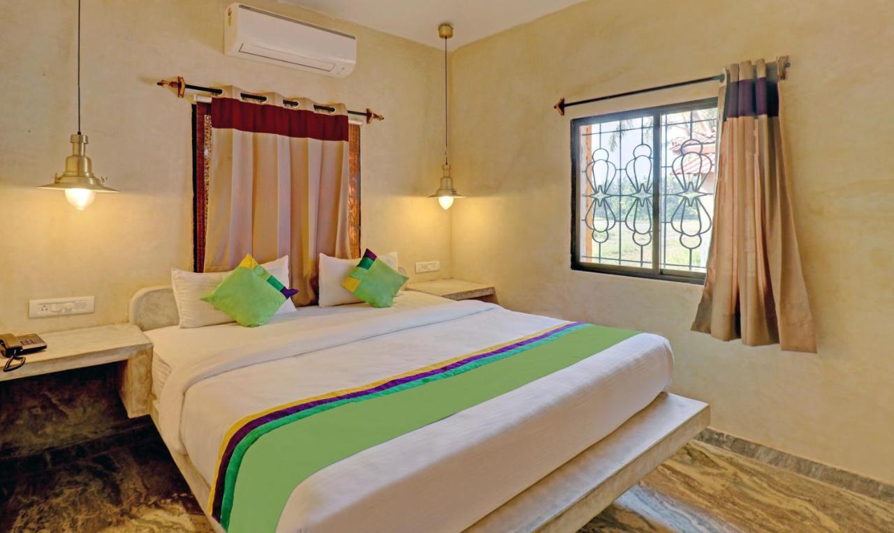 Treebo Sava Resort Morjim Exterior foto