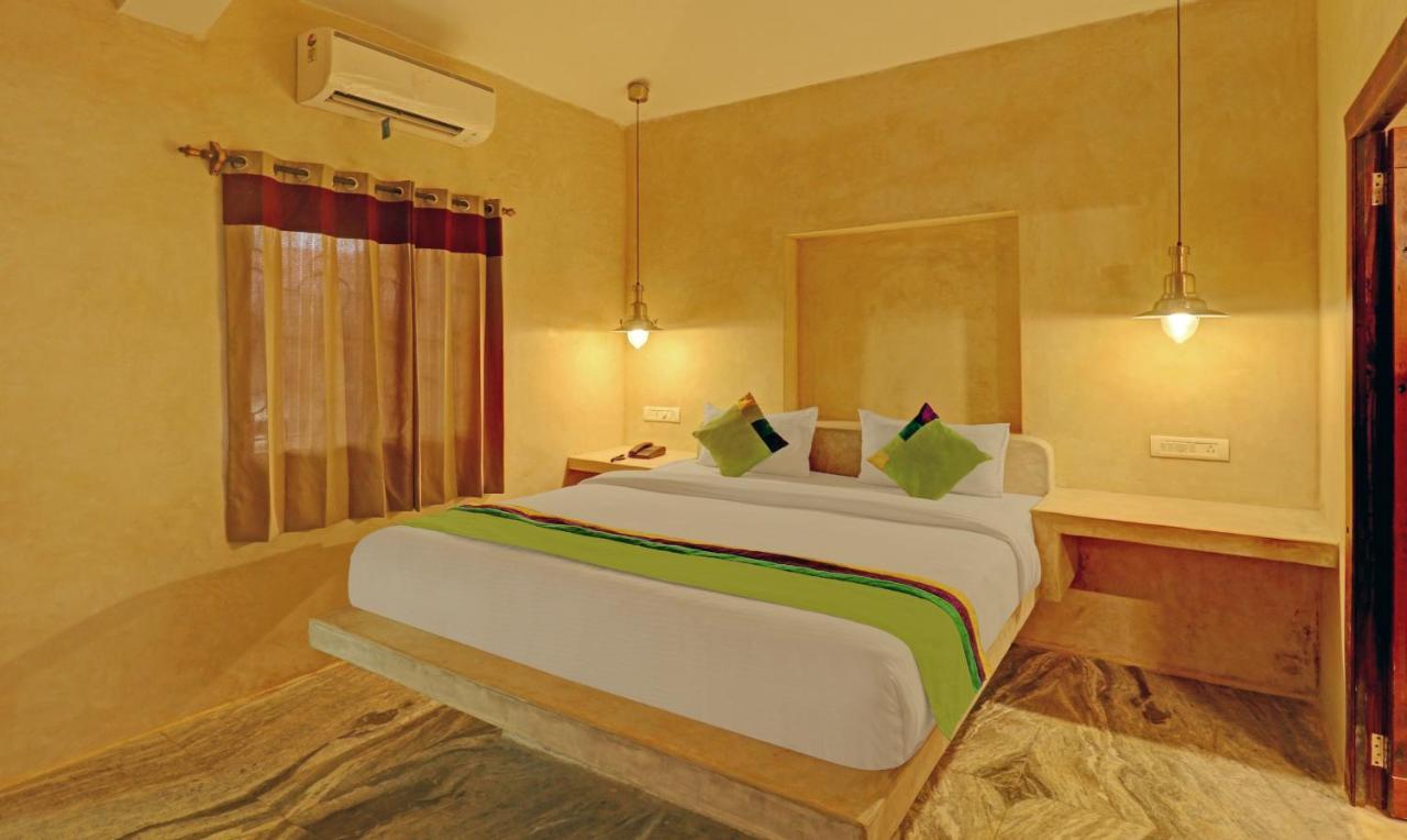 Treebo Morjim Banyan Resort Exterior foto